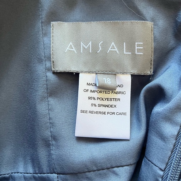 Amsale Cora Wedding/Prom Gown - Picture 7 of 8